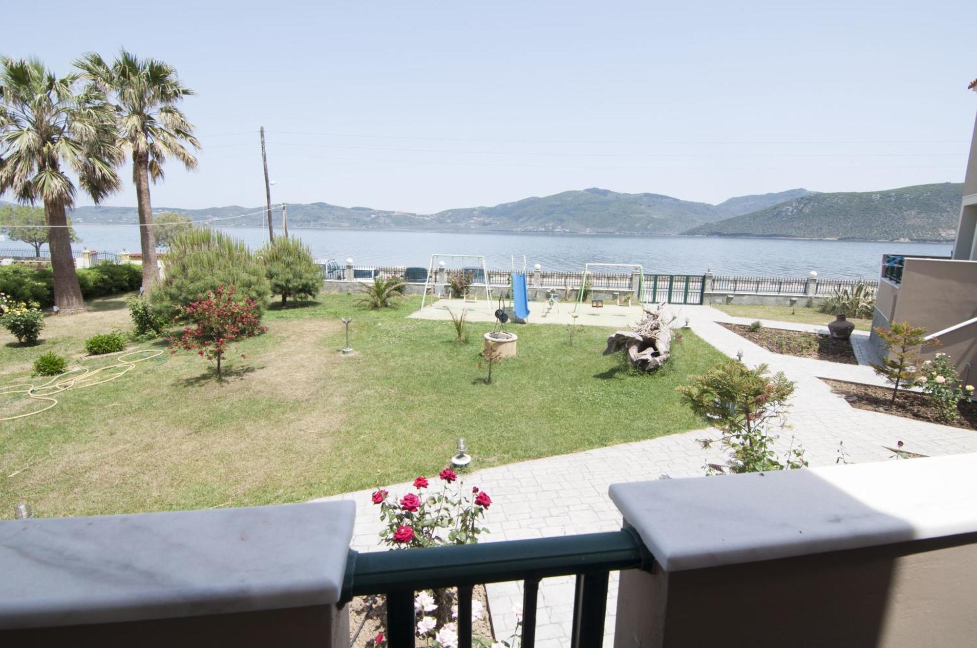 Apidias Lakos Ariadnes Holiday Accommodation II מראה חיצוני תמונה
