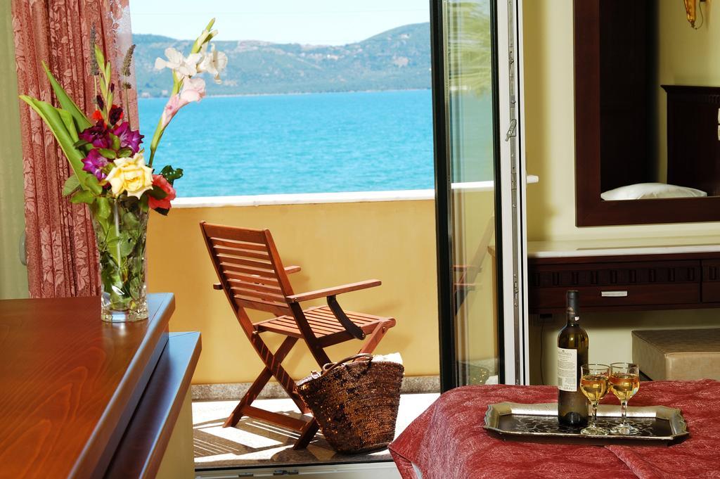 Apidias Lakos Ariadnes Holiday Accommodation II חדר תמונה